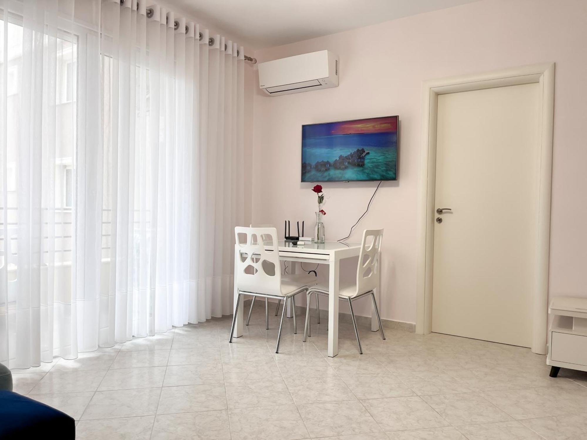 Beachfront With Hotel Facilities Vlorë Exteriér fotografie